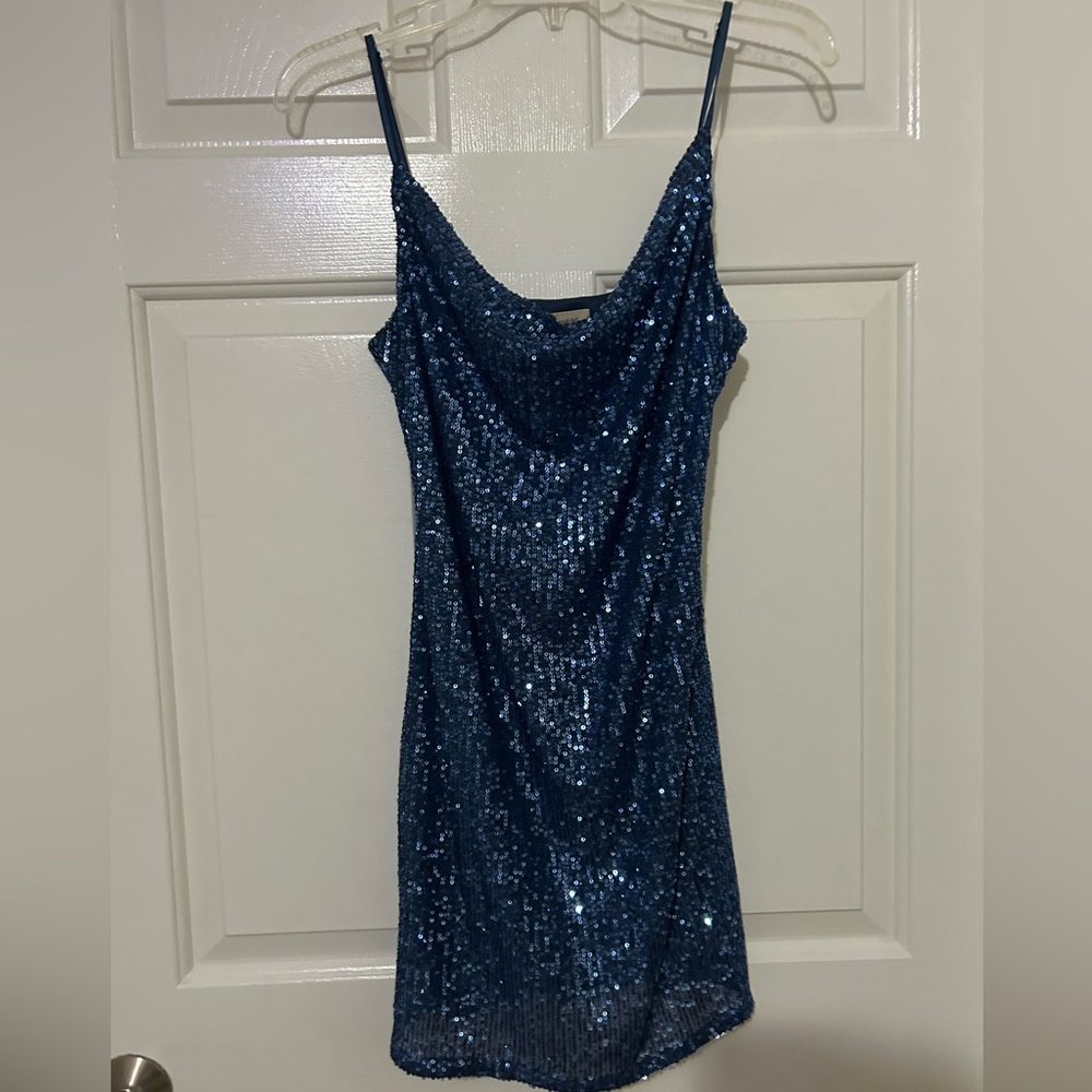 Audrey 3+1 blue sequin body con dress